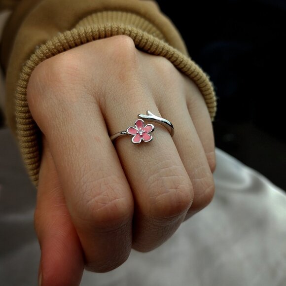 Pink Periwinkle Ring - Picture 2 of 3